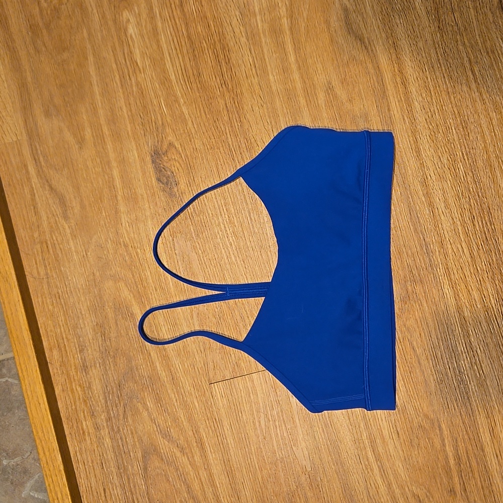 Blue Strappy Sports Bra Lululemon Flow Y NULU Size 8 A-C Cup